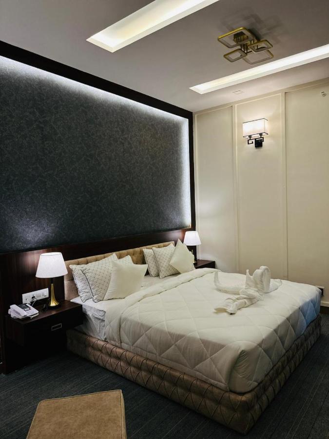 Essotto Recreation Hub Hotel Bangalore Buitenkant foto