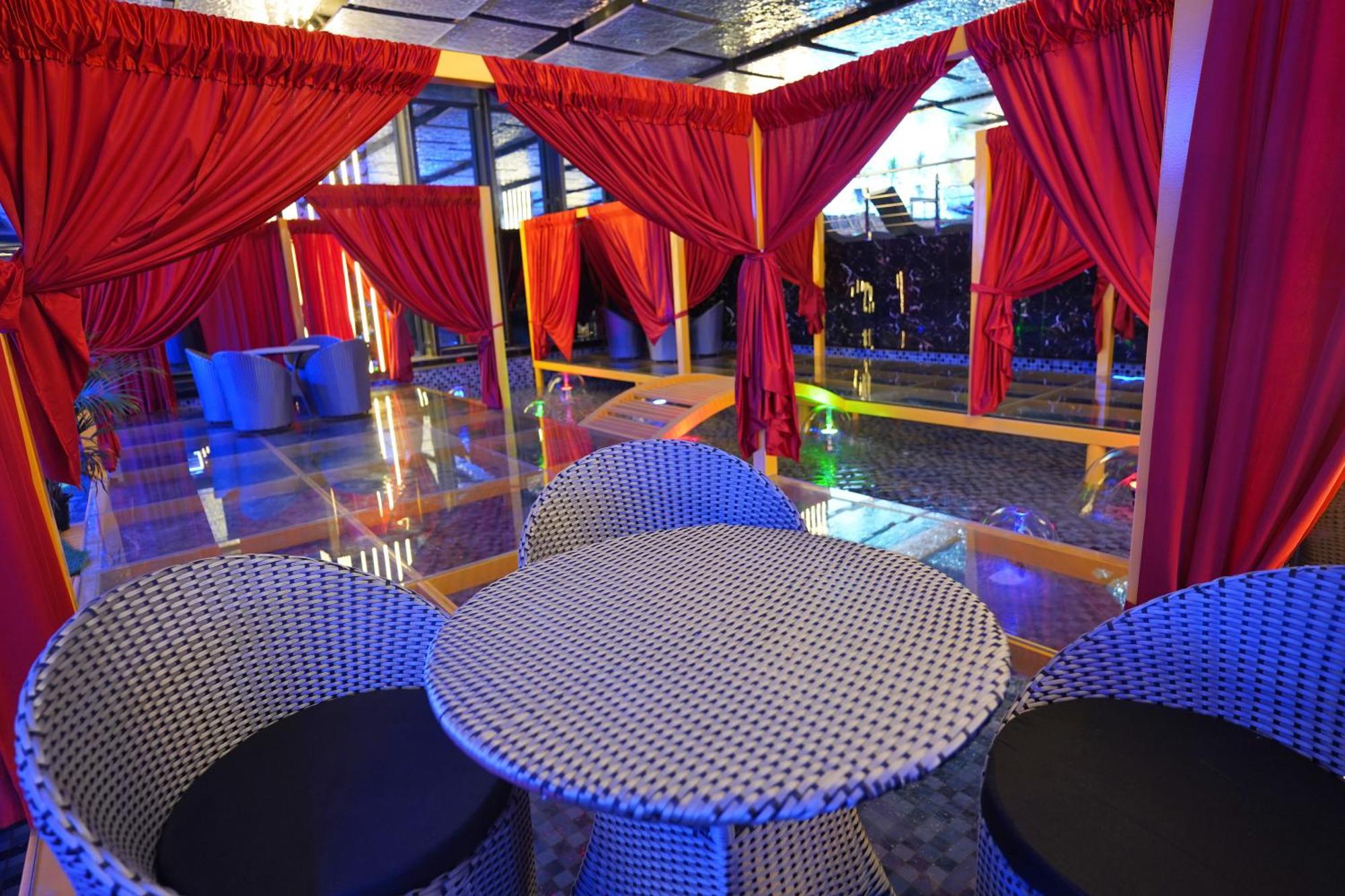 Essotto Recreation Hub Hotel Bangalore Buitenkant foto